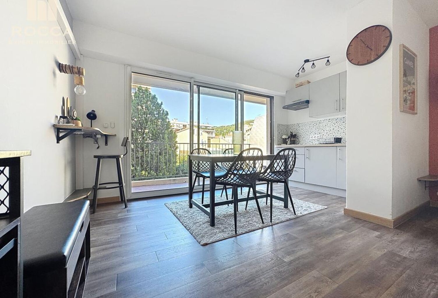 Beau studio avec terrasse, clim rénové récemment vue sur jardin — photo 1