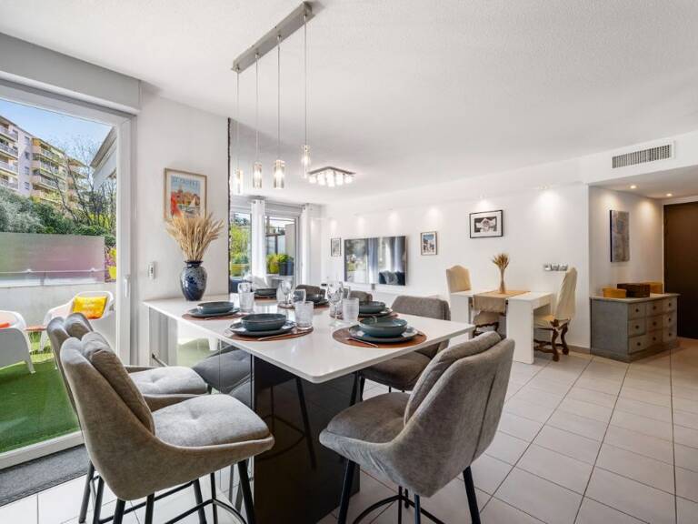 Appartement 4 pièces, belle terrasse, accès sécurisé, résidence récente — photo 1