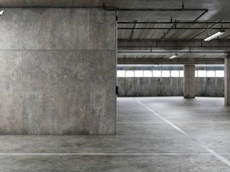 A VENDRE 350 m2 de parking à exploiter — photo 1