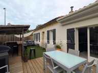 Maison  5 pièces 112 m2 3 chambres avec terrasse en bois et pool House Saint Jean d'illac — photo 2
