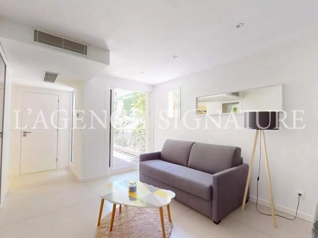A LOUER 2P NICE OUEST - PISCINE - TERRASSE - GARAGE — photo du bien