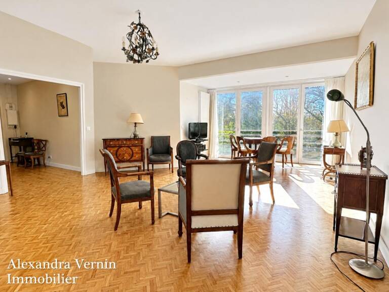 Appartement familial avec ascenseur quartier des écoles — photo 1