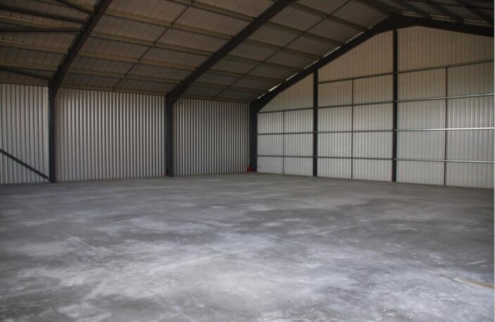 A LOUER HANGAR PLATEFORME LOGISTIQUE SECTEUR DE ROCHEFORT (17) — photo 5