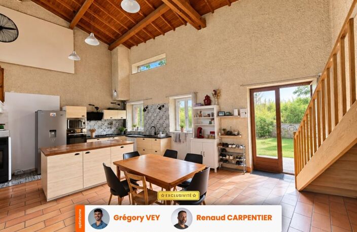 Maison en Pierre - 4 chambres - 169 m² - Jardin - Garage - Dépendances à RAVEL — photo 4