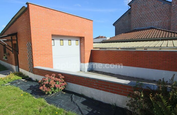 Roubaix - Aux confins de Hem et Croix Beaumont - Maison à potentiel sur grand terrain — photo 3