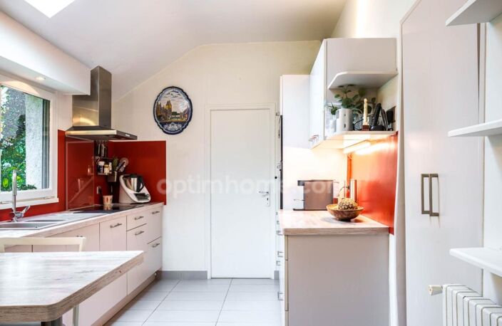EXCLUSIVITE - LONGERE DE CARACTERE - ST CYR SUR LOIRE - COTTAGE PARK - 5 CHAMBRES — photo 4