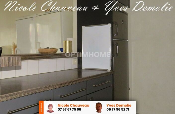 ISSOIRE CENTRE-VILLE – APPARTEMENT T4 DE 94 M² – 3 CHAMBRES – DPE C – PROCHE GARE ET COMMERCES — photo 4
