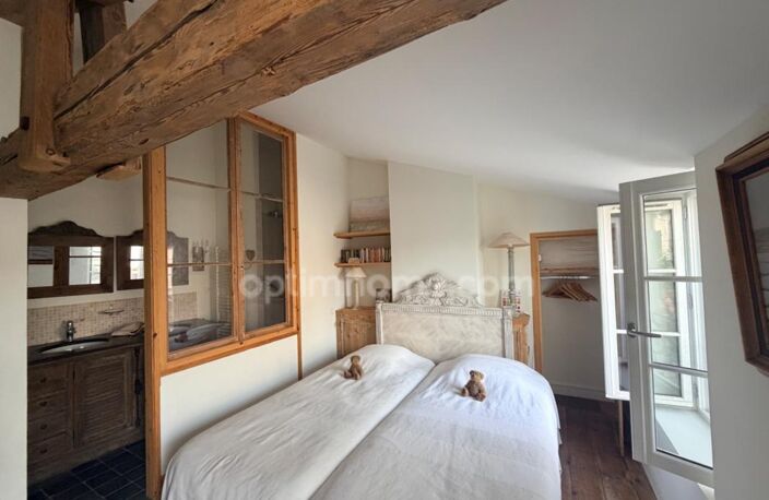 LA FLOTTE – MAGNIFIQUE CHAI RÉNOVÉ AVEC DÉPENDANCE EN PIERRE — photo 5