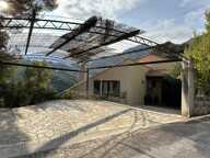COMMUNE DE SAINTE-AGNES : PROPRIETE DE CHARME - JARDIN - TERRASS — photo 2