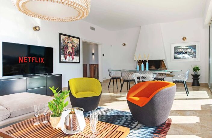 VILLA CALIFORNIENNE D’EXCEPTION AVEC VUE PANORAMIQUE – CAGNES-SU — photo 5