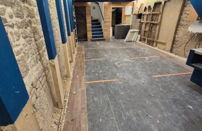 Immeuble d'habitation avec boutique à vendre NIORT (79) — photo 4