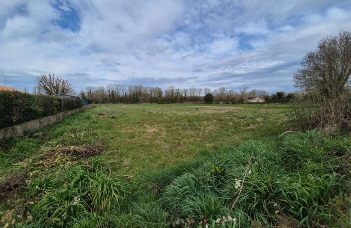 Terrain de 1392m² à 41 760€ HAI, Lot 1 FRONTENAY ROHAN ROHAN (79) — photo 4