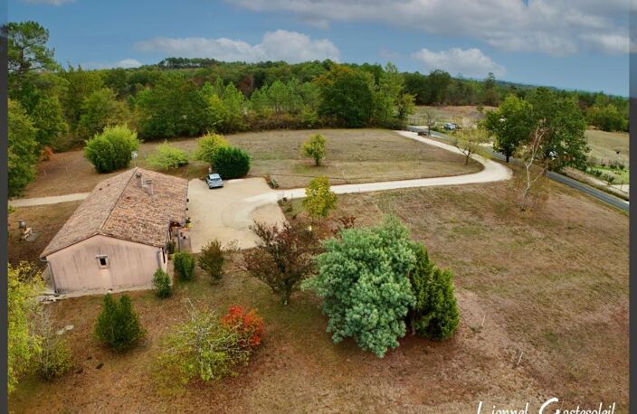 Maison à vendre de plain pied 3 chambres garage et grange sur 1.5ha à Fraisse en Dordogne   (24) — photo 4