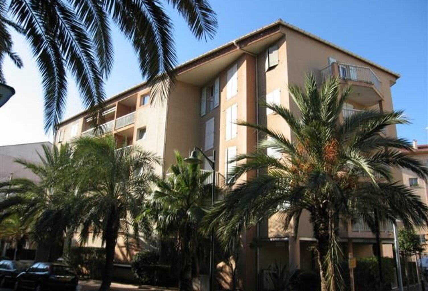 Studio de 35m2 à louer sur Hyères — photo 1