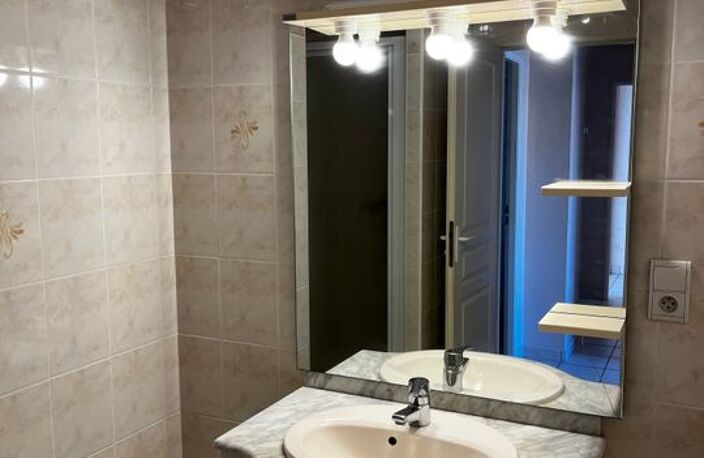 Appartement de 72m2 à louer sur Villeneuve-sur-Lot — photo 2