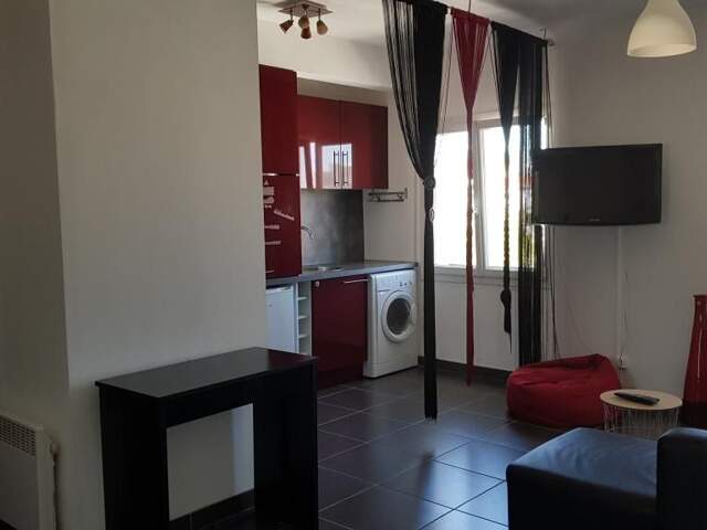 Appartement de 35m2 à louer sur Royan — photo du bien