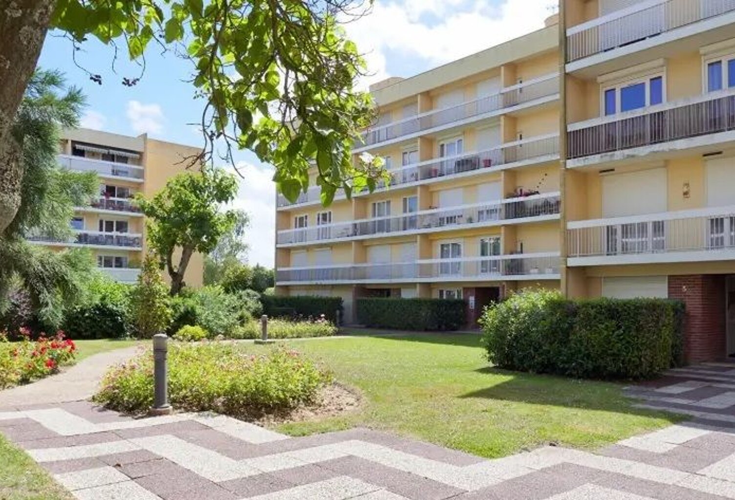 Appartement de 99m2 à louer sur Élancourt — photo 1