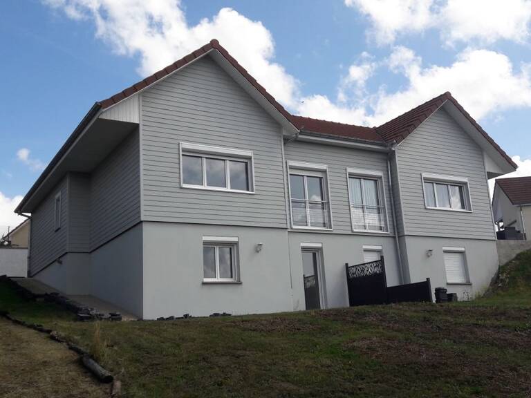 Maison de 100m2 à louer sur Larnod — photo 1