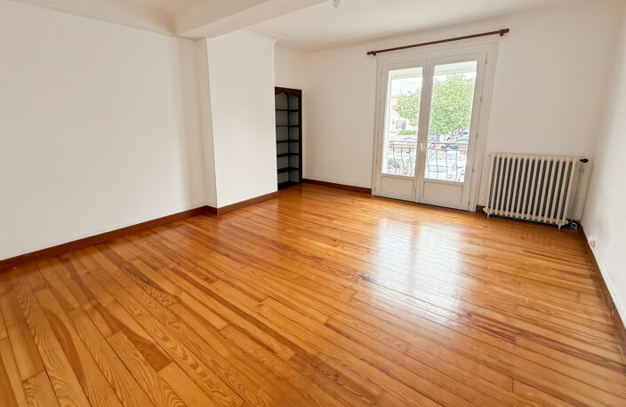 Dpt Landes (40), à vendre AIRE SUR L'ADOUR maison de ville T3 de 90 m² habitables + grenier, au centre-ville et au calme — photo 3