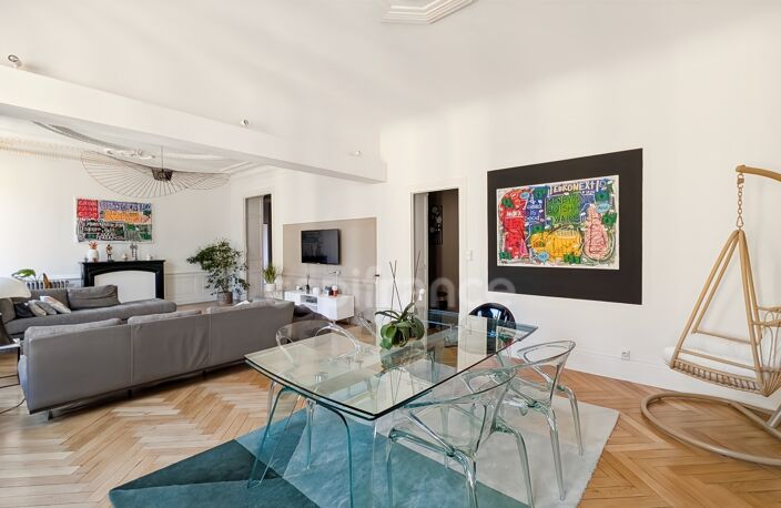CHALON SUR SAONE (71) Magnifique Appartement haussmannien de 177,41 m² avec sa terrasse et ses 4 grandes chambres — photo 3