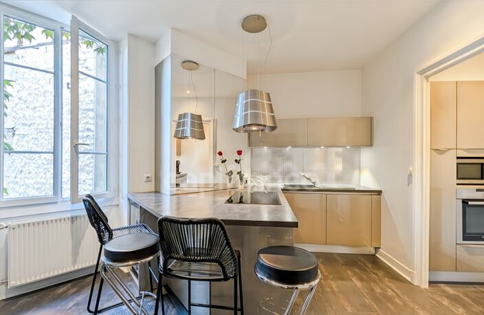 CHALON SUR SAONE (71) Magnifique Appartement haussmannien de 177,41 m² avec sa terrasse et ses 4 grandes chambres — photo 5