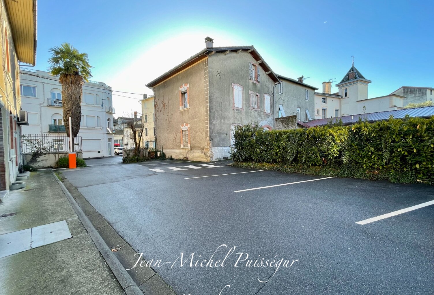 Bureaux de 105m2 à vendre SAINT GAUDENS (31) Parkings privatifs — photo 1
