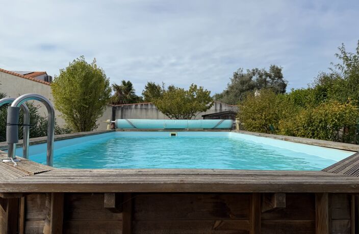 MAISON ATYPIQUE DE 80 M² SUR PLUS DE 1 000 M² DE TERRAIN — photo 5