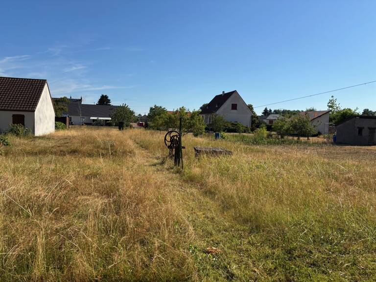 Maison 6 pièces avec grand jardin, garages et dépendances à Nevers — photo 1