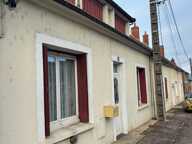 Grande maison familiale avec jardin en centre-ville de La Guerche-sur-l’Aubois — photo 2