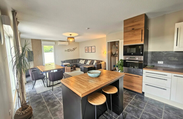 Bassens – Une très jolie maison familiale dans un état impeccable avec jardin, garage,  spa et sauna — photo 2