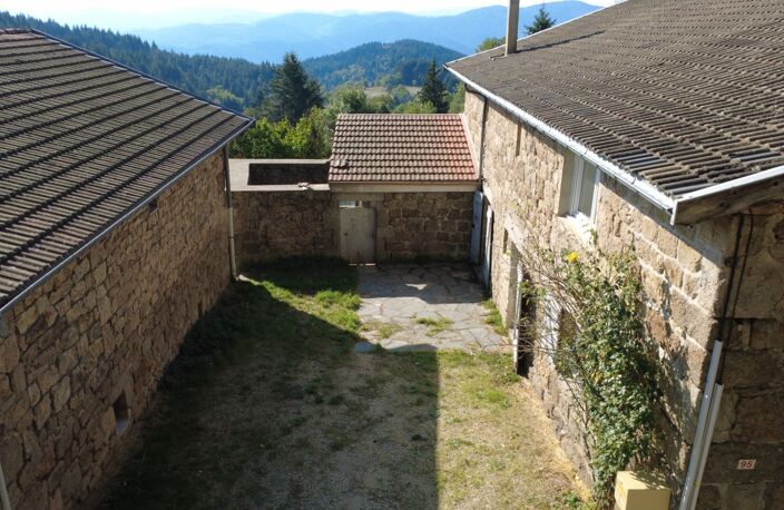 Maison en pierre avec jardin SAINT JEAN ROURE (07) — photo 4
