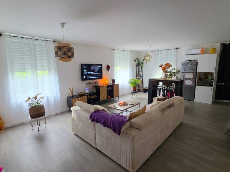 PERIGUEUX (24) Maison à louer 4 pièces de 92 m²- 3 chambres -  terrain  de 200 m² — photo 1