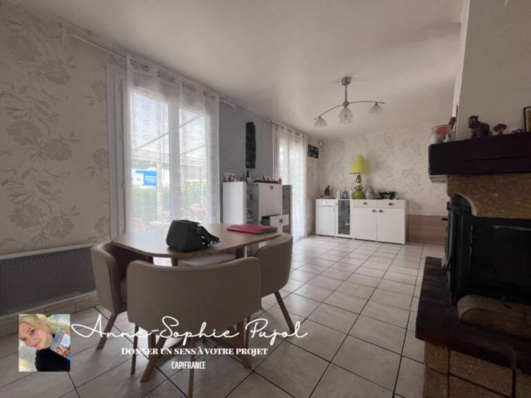 À 10 MIN DE CHAMBLY – PLAIN-PIED SUR 1 266 M² DE TERRAIN — photo 1