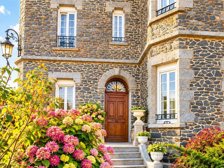 MERDRIGNAC (22) – Élégante maison de maître avec 7 chambres, véranda, dépendances et parc arboré de plus de 2 700 m² — photo 1