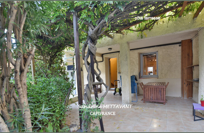 Maison de village, terrasses et cour privative à vendre 5 pièces SAINT THIBERY (34) — photo 2