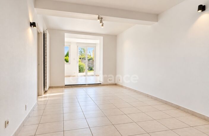 LE FAUGA – Maison de village de 103 m² avec jardin, cour intérieure et terrasse couverte — photo 4