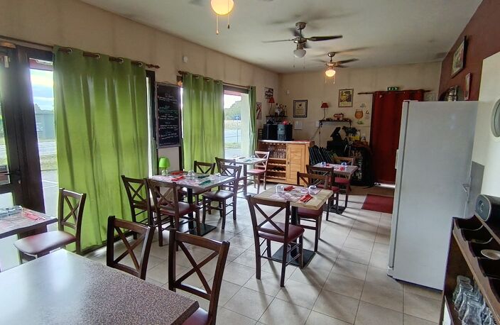 Creysse – Fonds de commerce de pizzeria avec four à bois et restauration rapide  – 49 800 € — photo 2