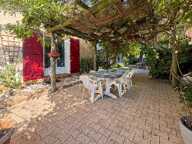 MAISON DE 211 M² – 5 CHAMBRES – SPA – GRANDS GARAGES ET DÉPENDANCES – TERRAIN DE 2 305 M² — photo 2