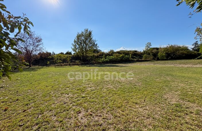 MAISON DE 211 M² – 5 CHAMBRES – SPA – GRANDS GARAGES ET DÉPENDANCES – TERRAIN DE 2 305 M² — photo 5