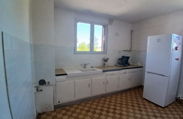 Maison à vendre 4 pièces CERCY LA TOUR (58) — photo 3