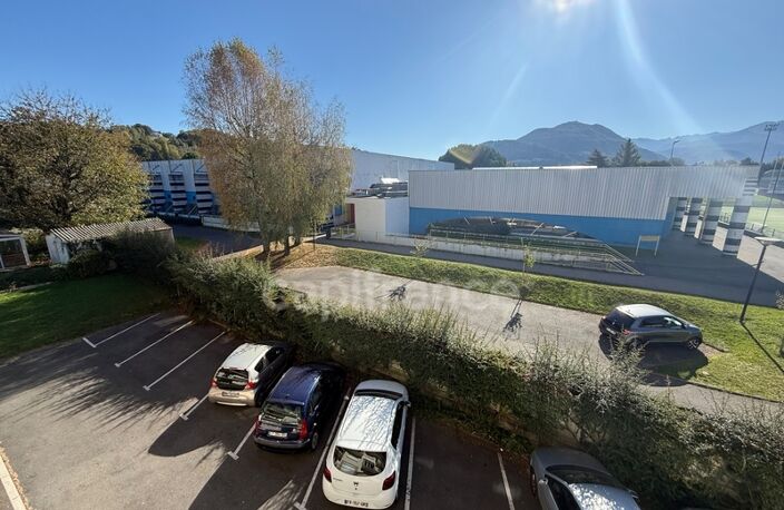 Charmant T3 rénové – Calme absolu, vue dégagée plein sud — photo 2