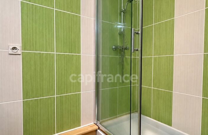 Appartement à louer 2 pièces SAINT DENIS DE L'HOTEL (45) — photo 5