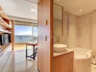 Appartement unique à Cannes, offrant une superficie exceptionnelle de 335 m². Grande terrasse et cinq chambres — photo 3