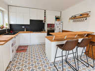 Propriete à vendre 8 pièces proche de SURGERES (17) 245 m² habitables - terrain 5 000 m² - Grandes dépendances — photo 3