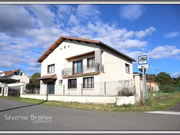Charmante maison de 156 m², 3 chambres, garage, terrain plat et clôturé, PAC, tout à l'égout, au cœur de Chabreloche — photo 1