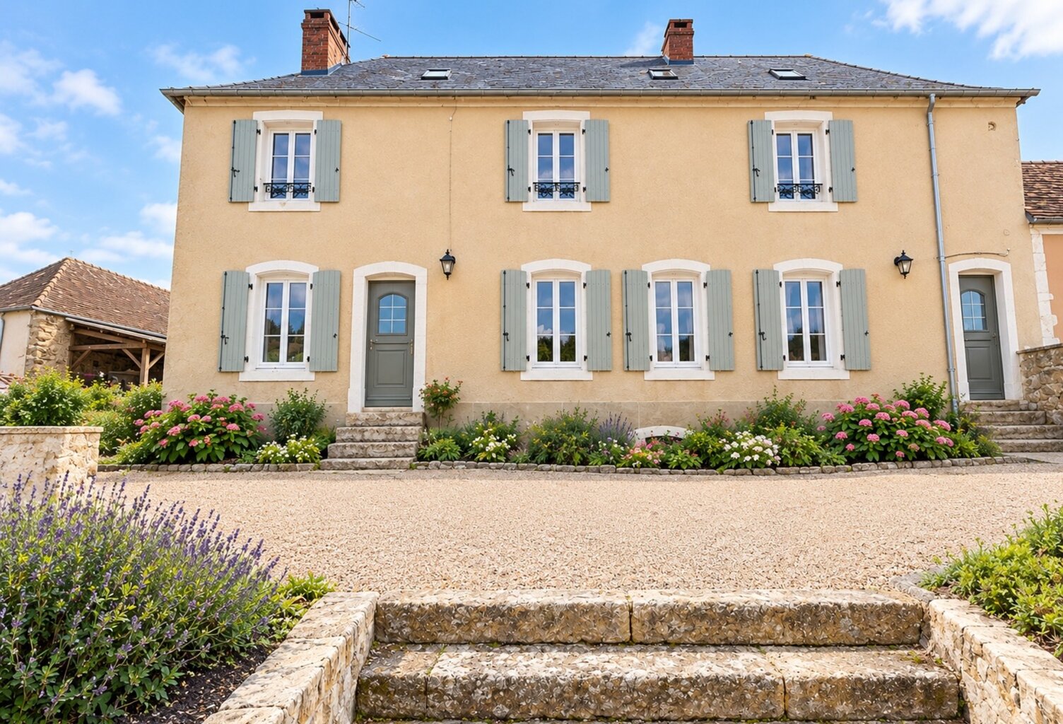 Dpt SARTHE (72), à vendre SCEAUX SUR HUISNE (72) - MAISON BOURGEOISE  P8 de 220 m² - Terrain de 1000 M² — photo 1