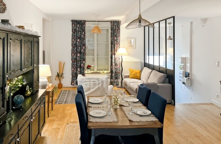 BONNÉTABLE Maison de ville rénovée à vendre 4 chambres RARE — photo 3