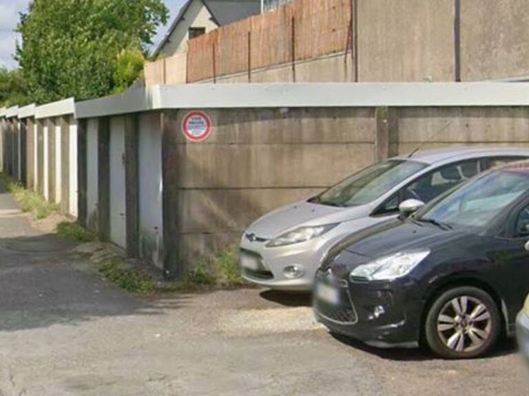 Parking / box Tours 12 m2 — photo 1