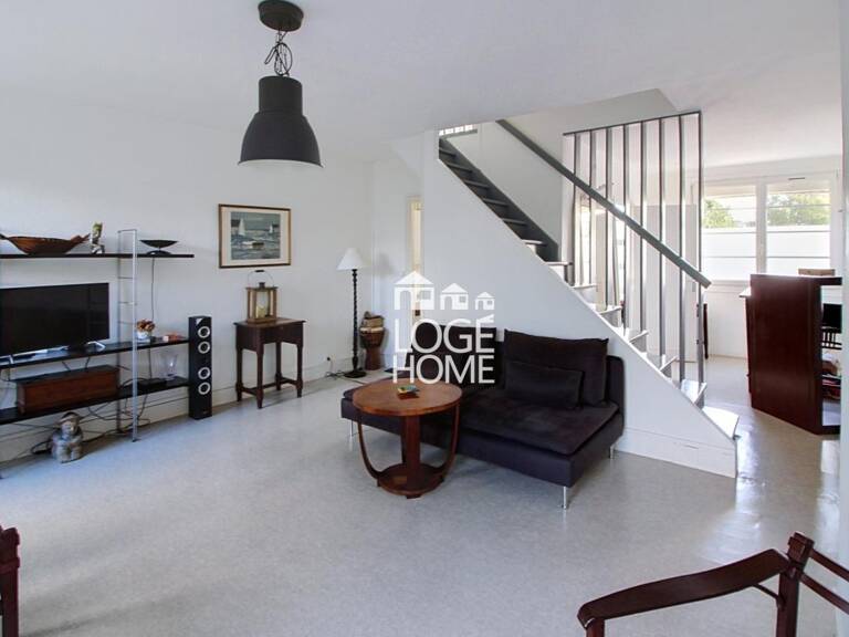 MAISON BEL ETAGE PROCHE COMMODITES — photo 1