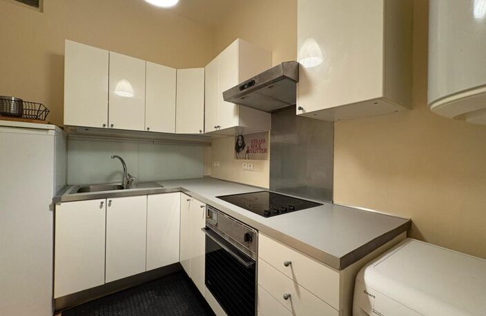 LYON 7ᵉ – T2 DE 32 M² – À PROXIMITÉ DE JEAN MACÉ ET SAXE-GAMBETTA — photo 4